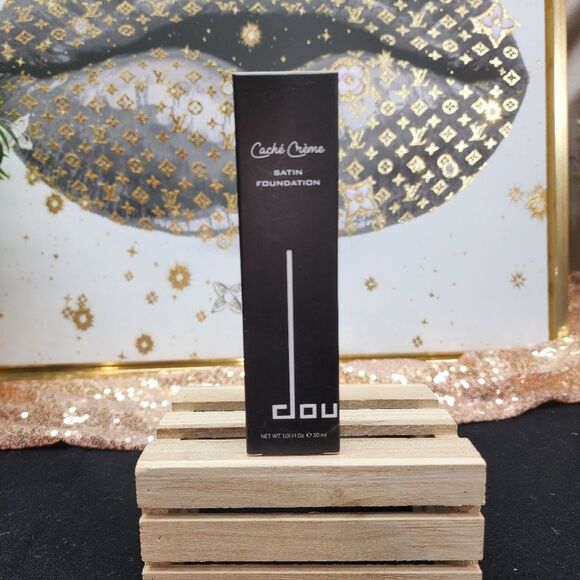 New Doucce Cache Creme Satin Foundation NL1 - Picture 7 of 9